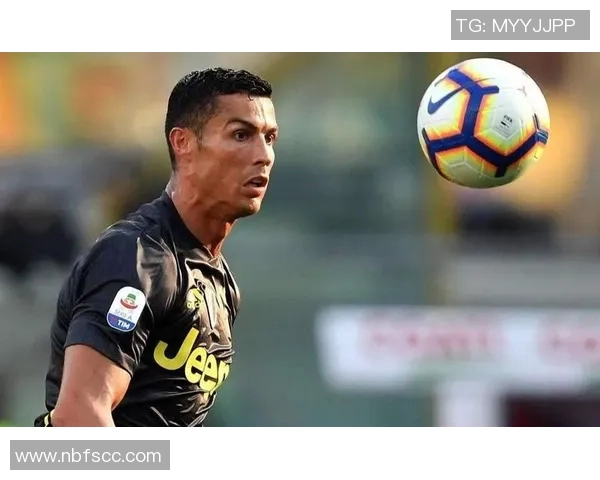 女朋友迷恋足球球星怎么办 如何平衡感情与偶像崇拜